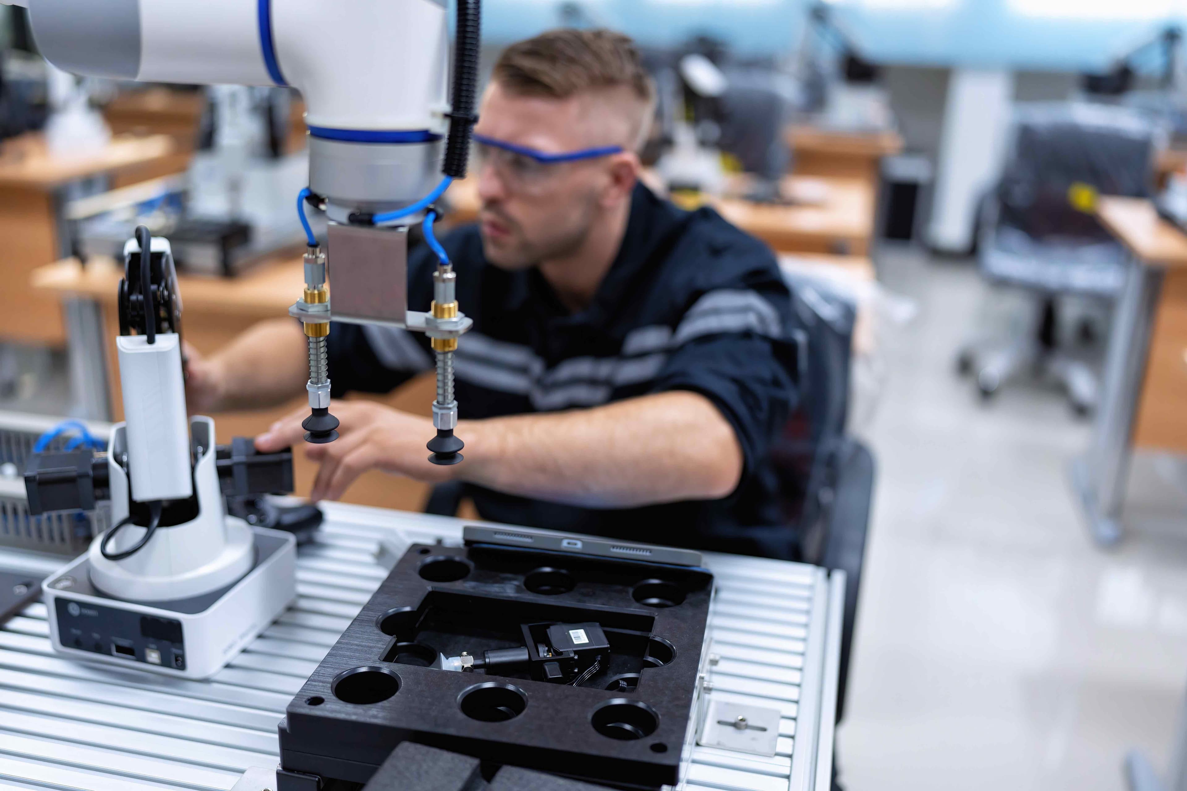 Components Manufacturer Maps Critical Industry Conference Insights